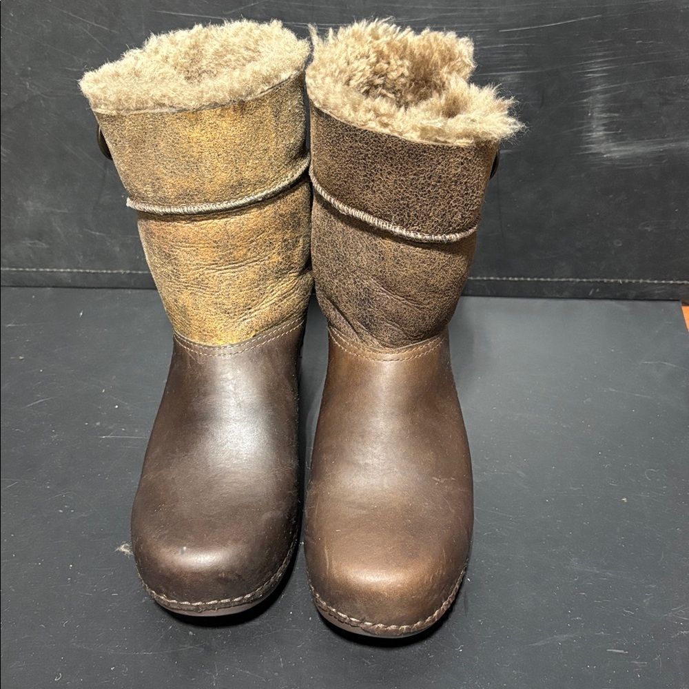 Dansko Stormy Brown Shearling Lined Foldover Leather Snow Boots Women EU 38 US 7